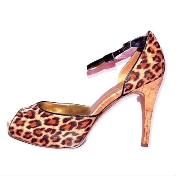 GUESS Hayle 2 Multicolor Leopard Print Fabric Peep Toe Cork Sandal High Heels 8 - Picture 1 of 10